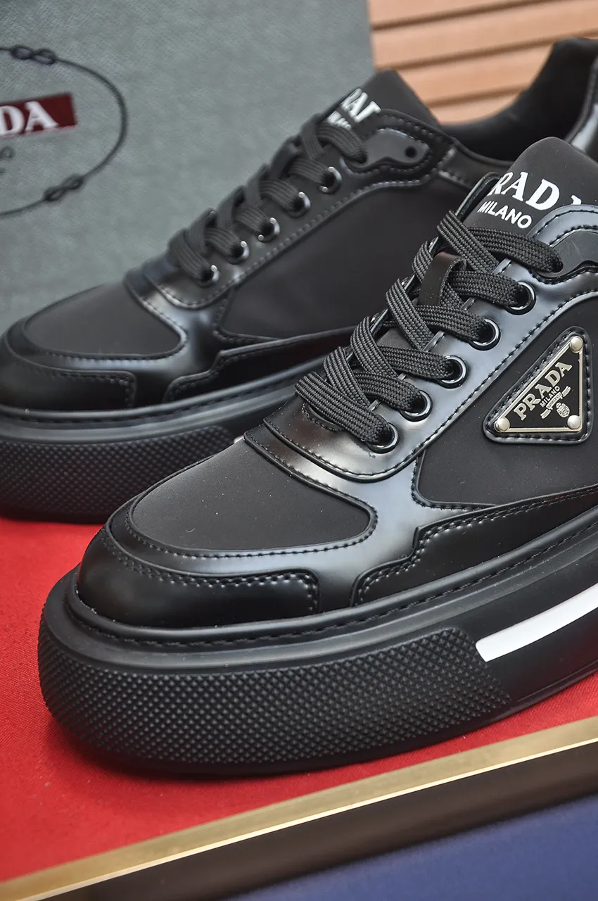 Men's shoes 💰580💶【PRADA】Top original, new season, high quality original goods, top imported calfskin with original imported glue, imported cowhide inside with original cowhide feet, original outsole! Quality guaranteed! Code 38-45 (45 customized)